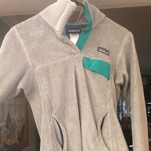 Patagonia xs Gray